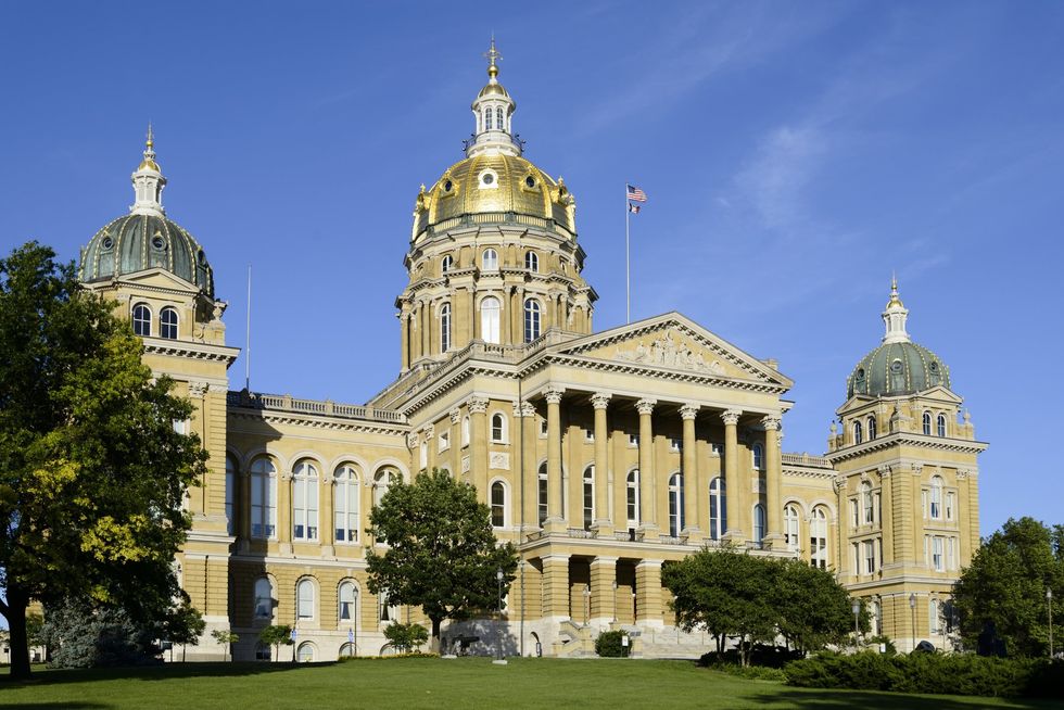 Democrat's shocking victory in Iowa raises alarm for GOP