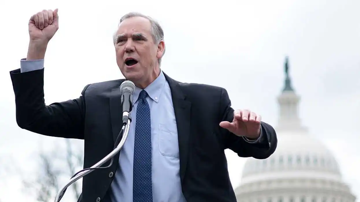 Democrat senator blocks vote to end shutdown to protest Trump's 'authoritarianism' in drawn-out rant