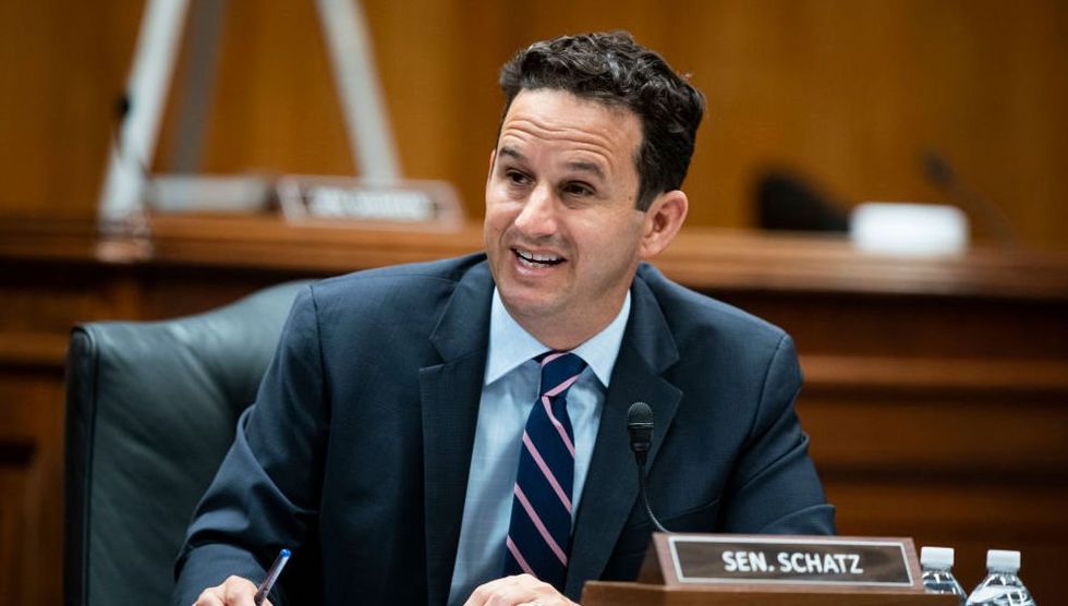 Democrat senator tells reporters how to do their job‚ instructs them to lie about Donald Trump — but it blows up in his face