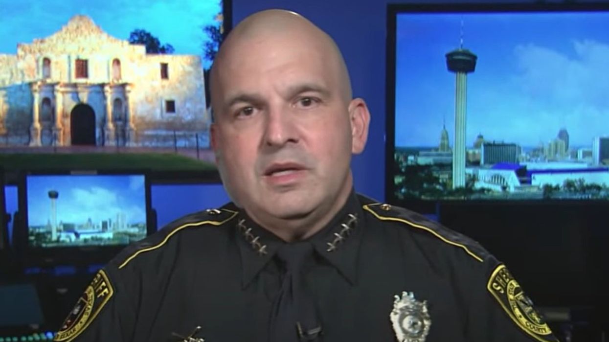 Democrat Texas sheriff helping to give migrants flown to Martha's Vineyard 'victims of crimes' visas