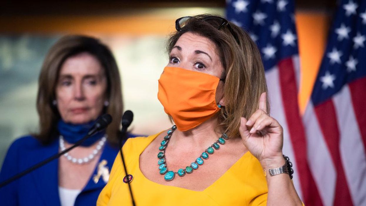 Democratic congresswoman: It's not 'appropriate' for press to see inside border facilities