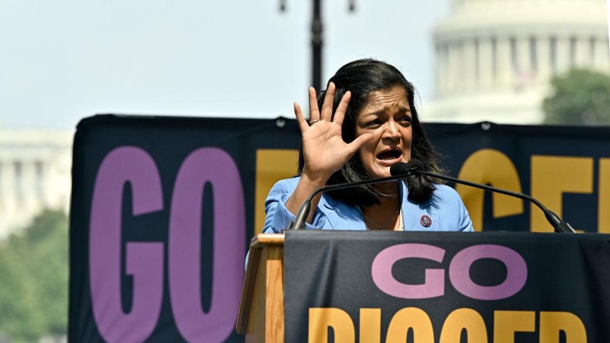 Democratic divisions still threaten Biden's $1 trillion bipartisan infrastructure deal