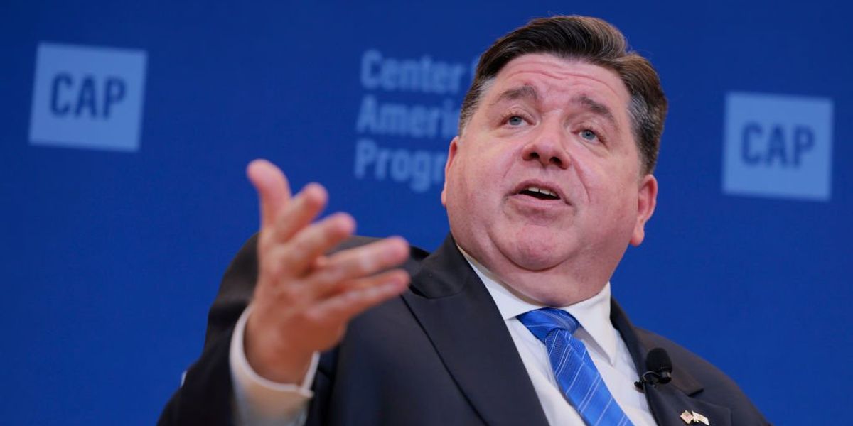 Democratic governor hands tax dollars to illegal aliens for college tuition while state drowns in debt Democratic governor hands tax dollars to illegal aliens for college tuition while state drowns in debt