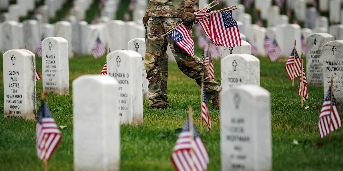 Democrats forced to delete 'incredibly distasteful' Memorial Day post after getting INCINERATED online