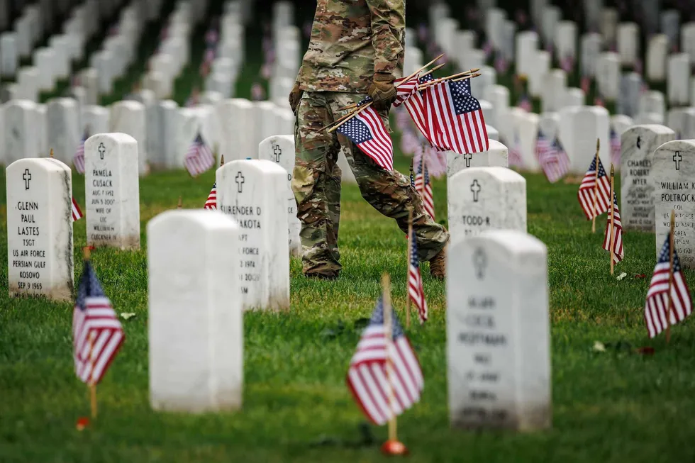 Democrats forced to delete 'incredibly distasteful' Memorial Day post after getting INCINERATED online