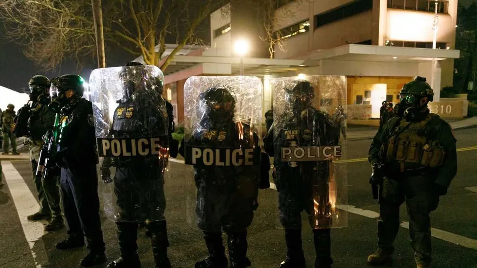 Democrats gloss over anti-ICE violence in Portland ahead of Trump's crackdown on 'domestic terrorists'