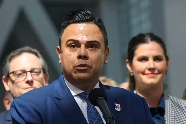 Democrats move to make ICE agents unemployable in California