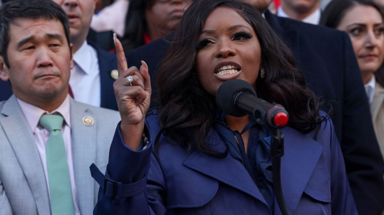 Democrats say they fight for you — while laughing all the way to the bank