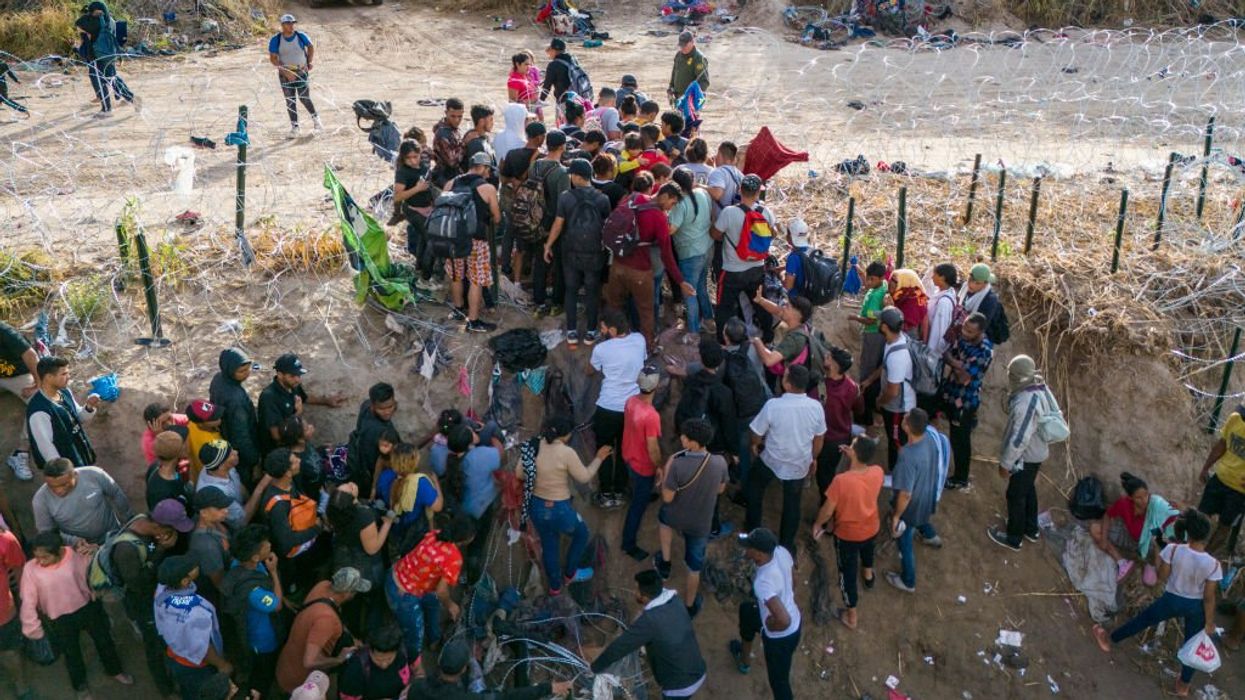 Denver asks border officials to hand out flyers discouraging migrants from seeking shelter in sanctuary city