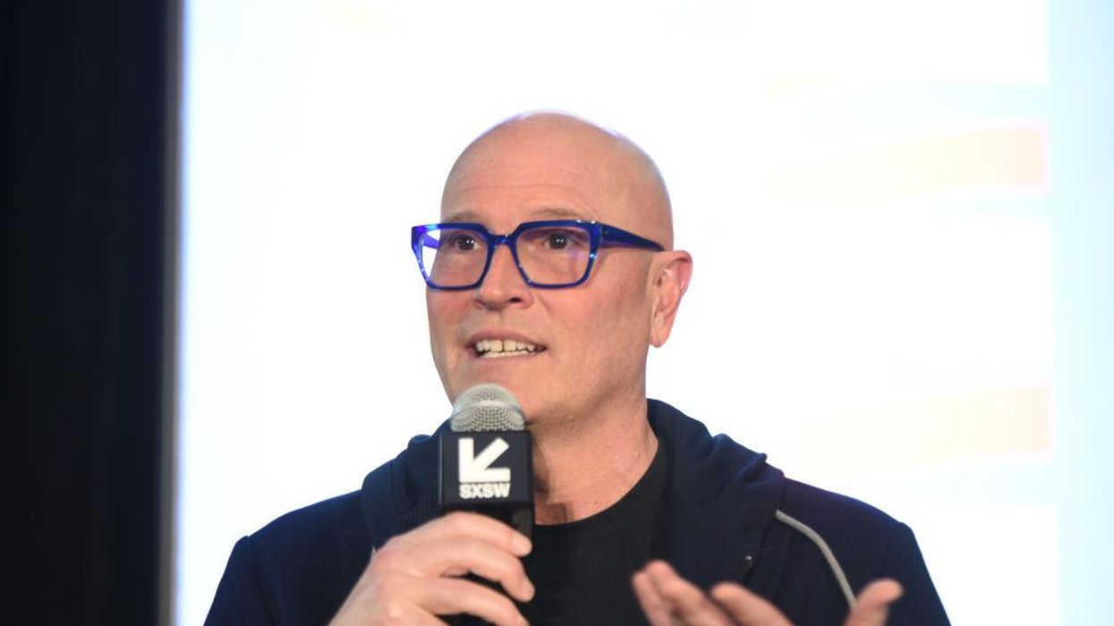 Disgraced white former NBA player implies that Clarence Thomas is not authentically black because Thomas never came to one of his games