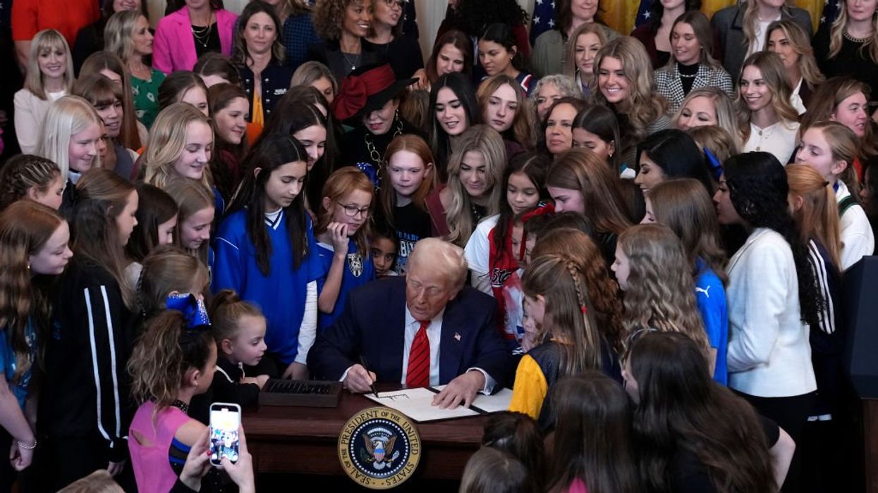 'Disgusting': Maine defies Trump order, enables teen transvestite to demolish female competitors