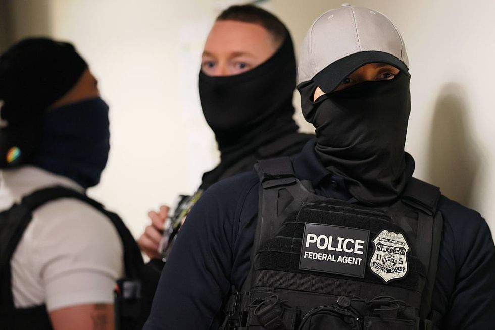 Doxxing danger: Foreign-based anti-ICE site threatens agents as assaults against officers surge