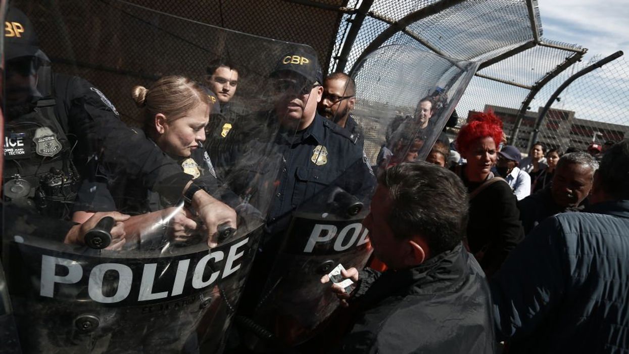 Drug cartels likely caused El Paso migrant rush to create a diversion, experts claim