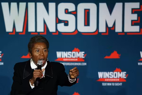 Earle-Sears' campaign bus bursts into flames days before election for Virginia governor