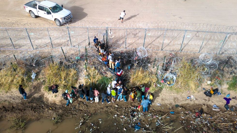 El Paso judge again drops riot participation charges against illegal aliens who stormed the border