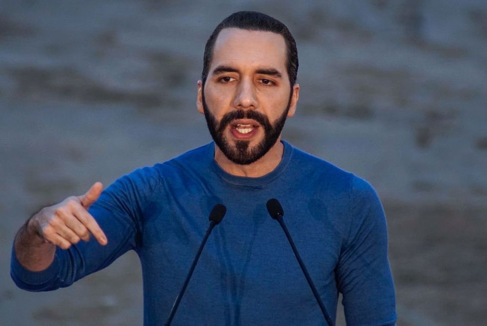 El Salvadoran president coolly brushes off Ilhan Omar's election meddling‚ then flips her critique