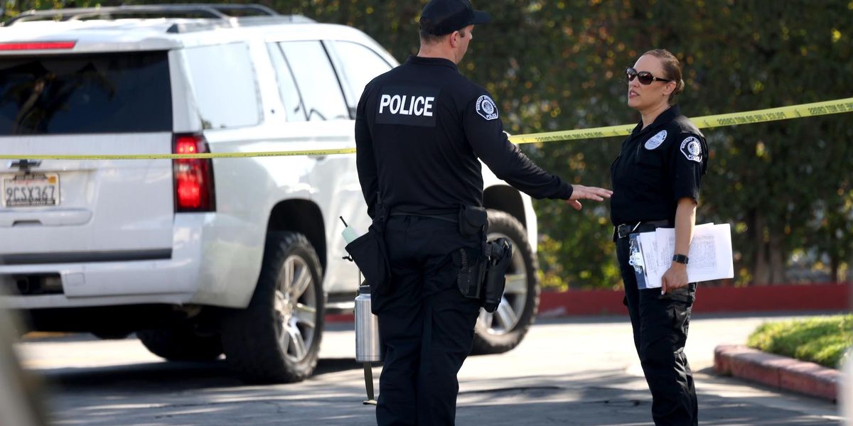 Elderly army veteran dies after being dragged for half a mile in horrific carjacking, California police say Elderly army veteran dies after being dragged for half a mile in horrific carjacking, California police say