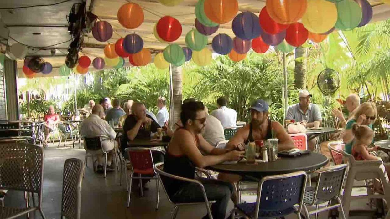 Elementary school sends students to gay bar for field trip; district says parents signed permission slips