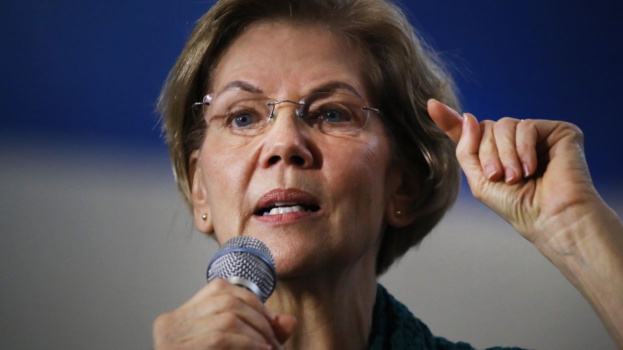 Elizabeth Warren continues spreading rumors that Elon Musk doesn't pay taxes — and he hits back with entertaining tweet