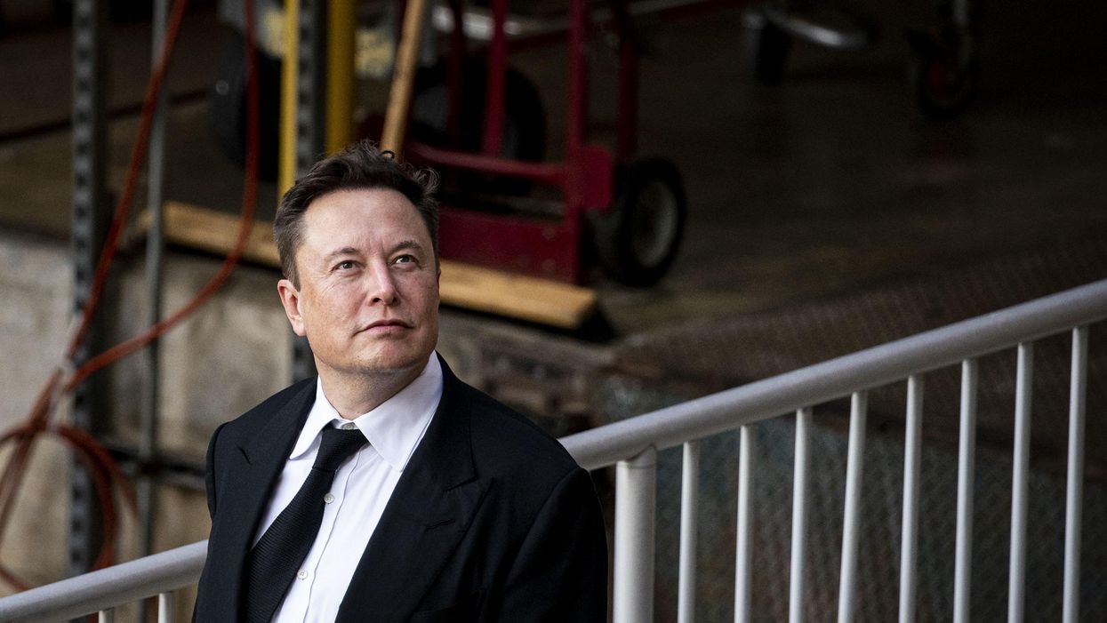 Elon Musk offers teen $5,000 to shut down Twitter account tracking his private flights: Report