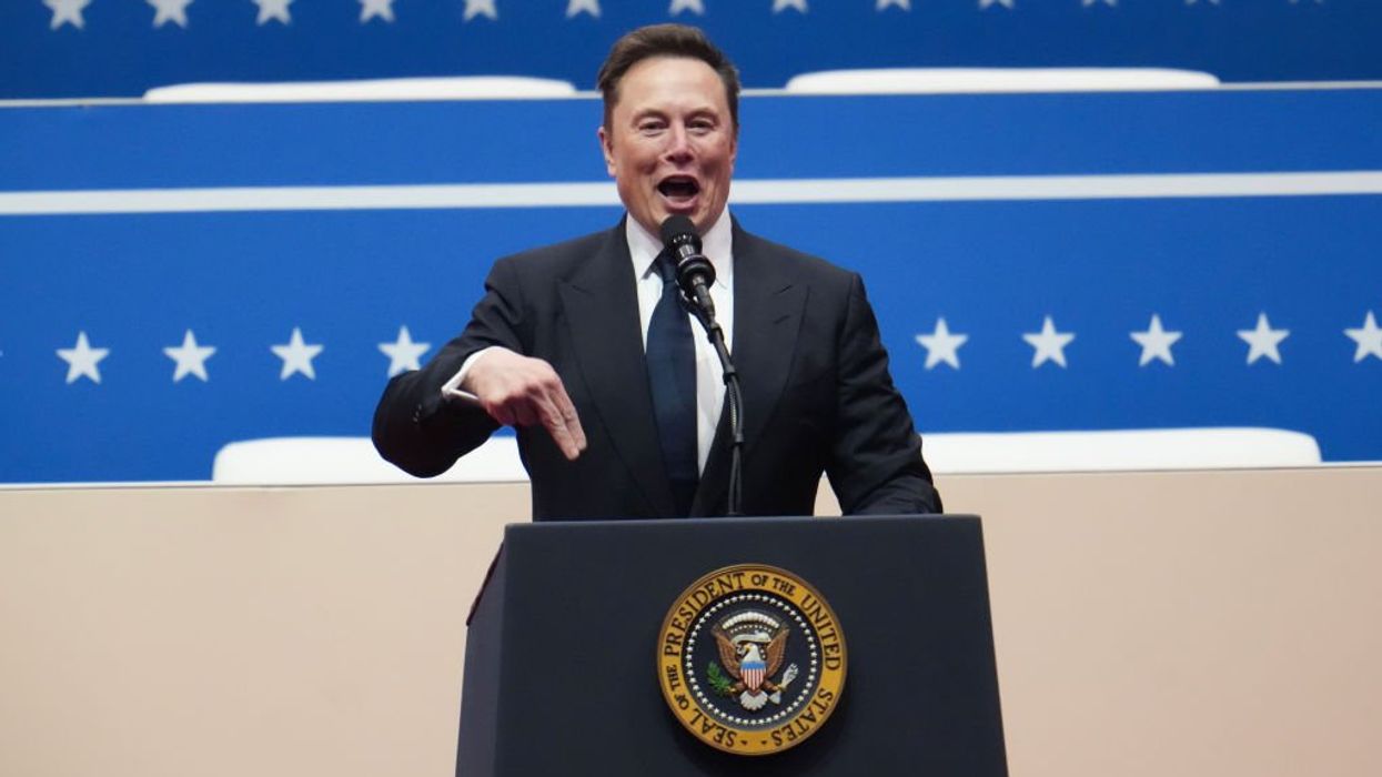 Elon Musk threatens to sue 'creepy' Tim Walz for accusing him of Nazi salute; billionaire's mom urges lawsuit against CNN