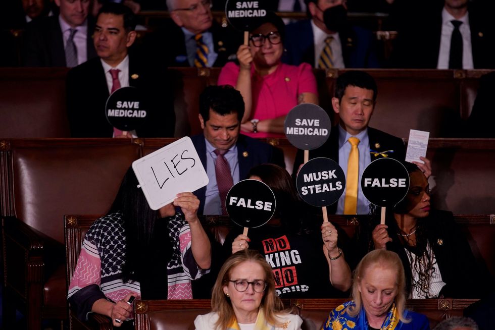 Even liberals mock Democrats' impotent protests to Trump address: 'Some of the dumbest s*** I've ever seen'