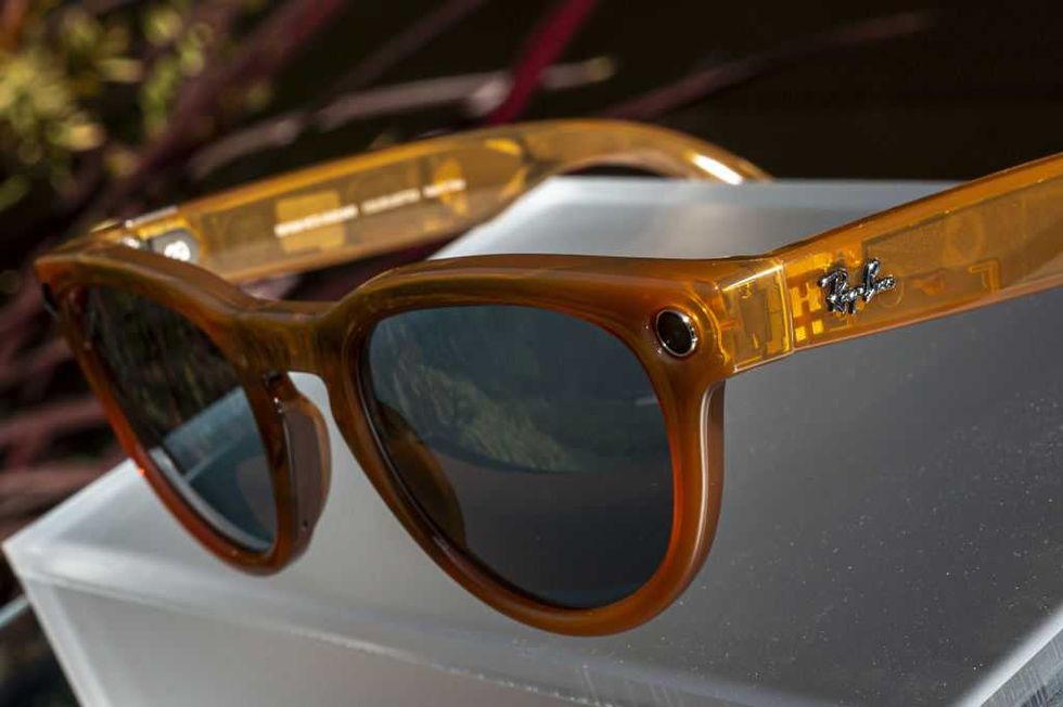 Every sidewalk a surveillance grid: How Meta’s glasses will kill anonymity