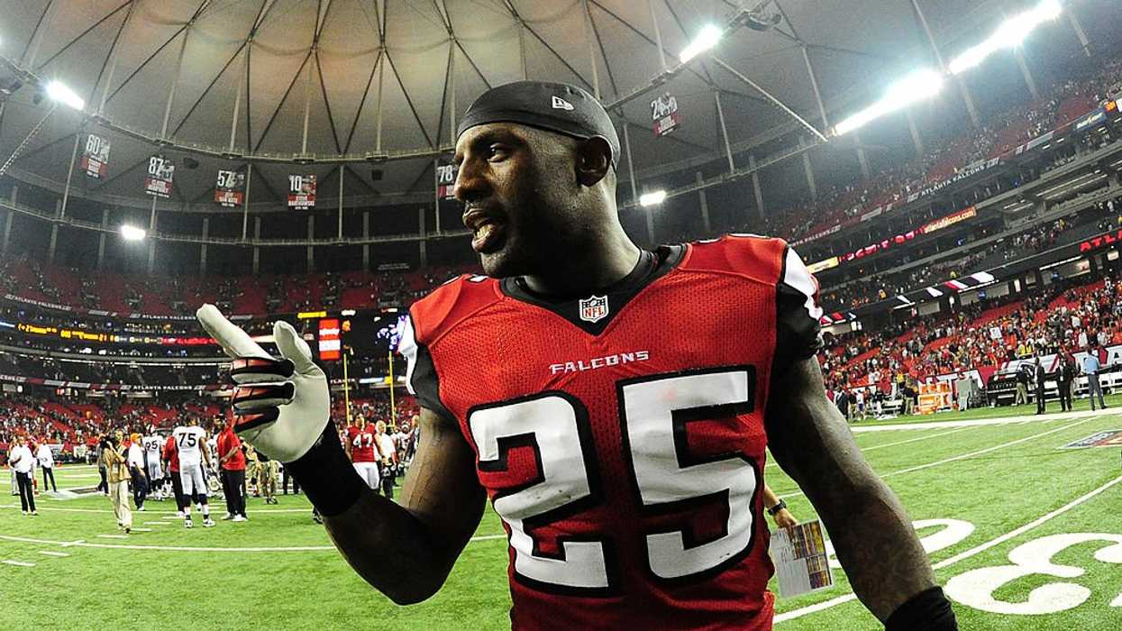 Ex-NFL player allegedly shoots at woman's car because his child got slapped