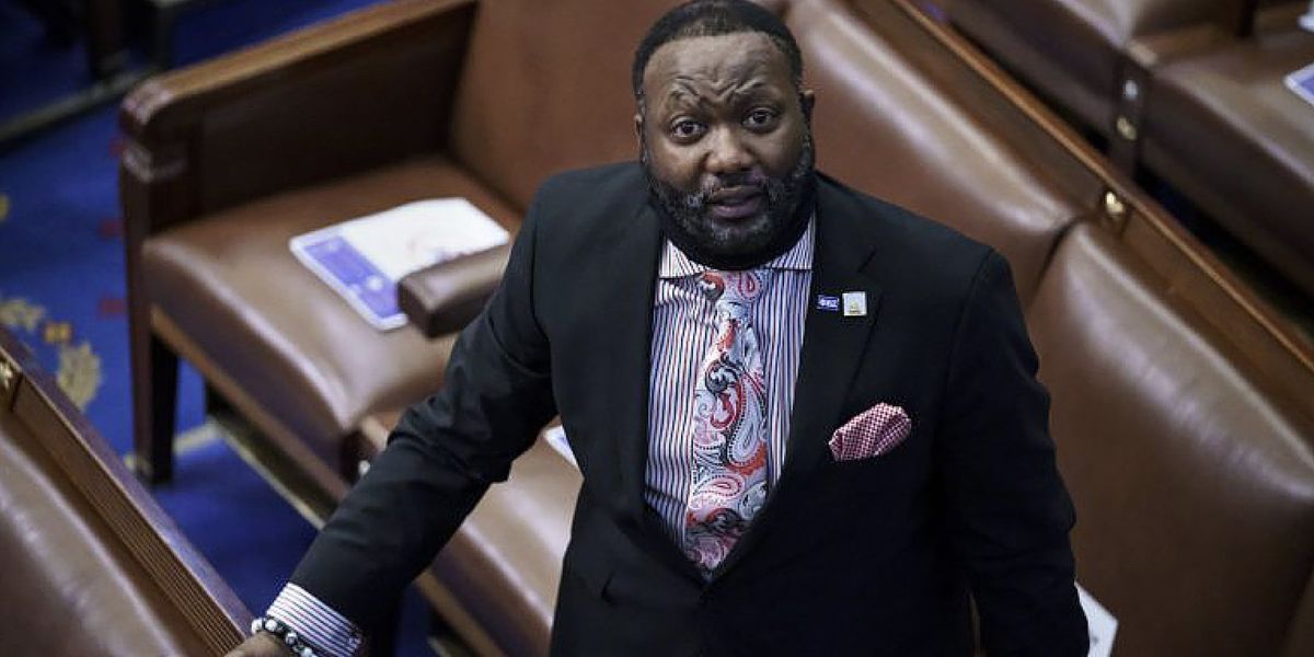 Exclusive: Officer who killed Ashli Babbitt abandoned US Capitol post for card game, lied to investigators about it, source says | Blaze Media