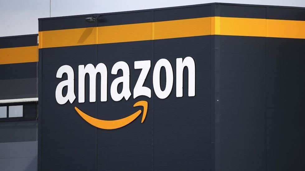 Dozen Seattle Cops Injured As Rioters Attack Multiple Police Buildings, Court Building, Amazon, Starbucks
