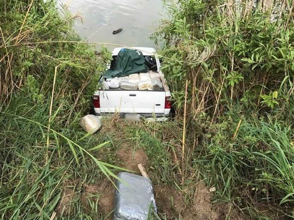 Gulf Cartel Smugglers Evade Arrest in Texas After Splashdown Maneuver