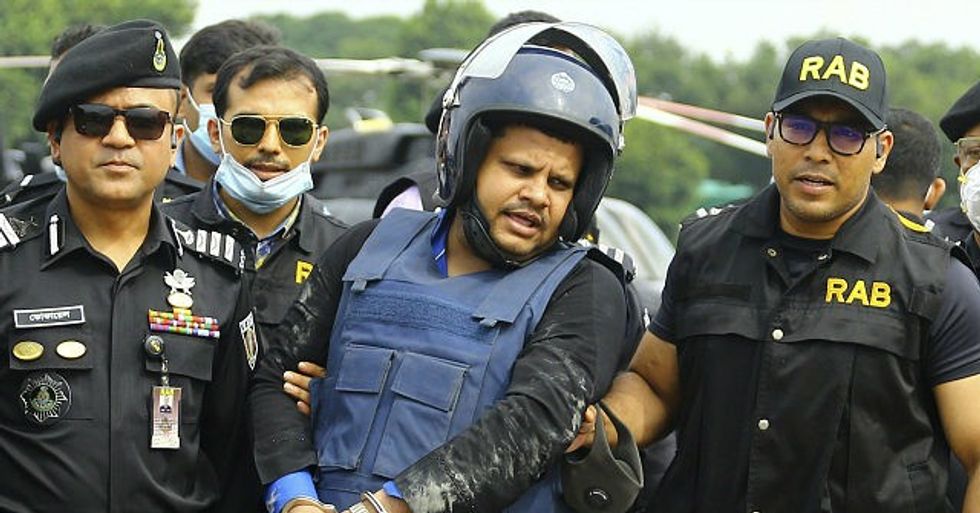 Burqa-Clad Bangladesh Hospital Owner Arrested for Selling Fake Coronavirus Test Results