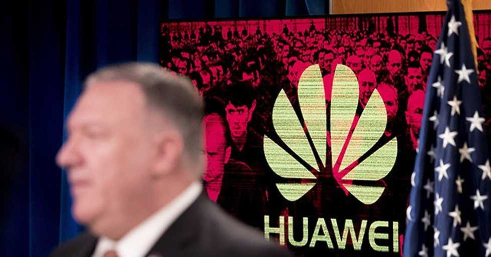 Mike Pompeo Announces Sanctions Against Huawei, Other Chinese Companies