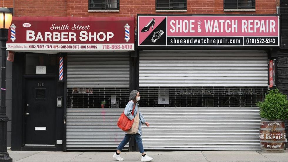 LOCKDOWNS FOREVER: Medical experts tell Government to ‘shut it down now, and start over’