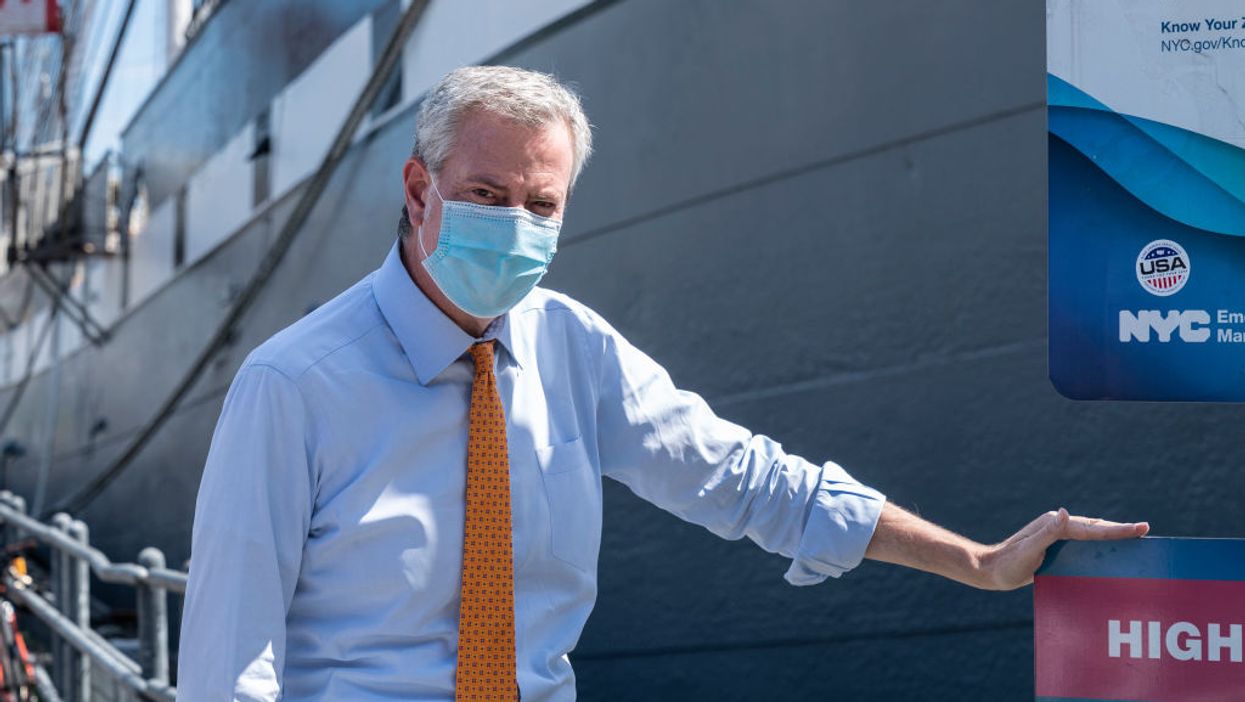 Facing financial crisis, NYC Mayor de Blasio to furlough himself and 495 members of his staff for a week