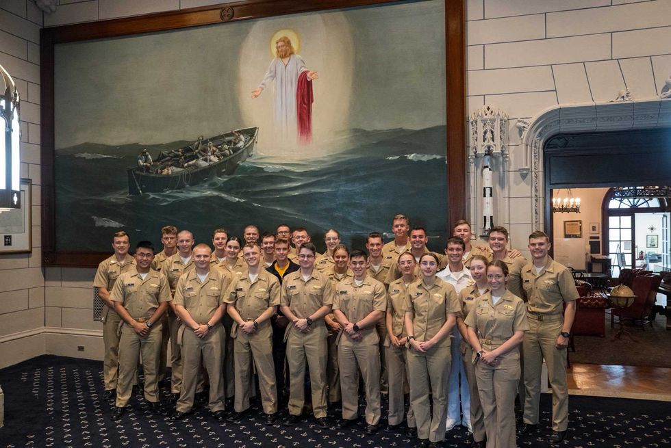 'Faithful American patriots': Secretary Duffy returns Jesus painting back to prominence after Biden-era removal