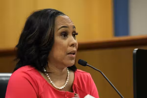 Fani Willis has ugly meltdown when confronted with how much her office paid her ex-lover to prosecute Trump