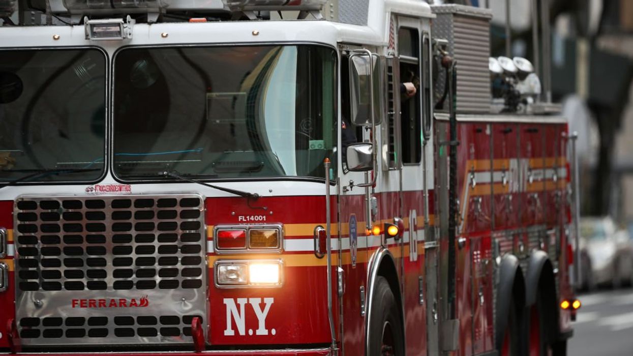 FBI raids NYC fire department, chiefs' homes in corruption investigation: Report