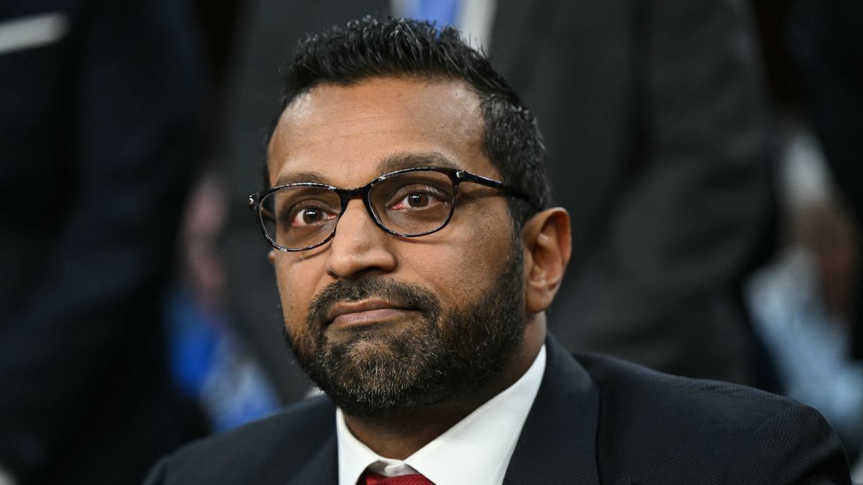 FBI to locate 'derelict' Democrats who fled Texas, GOP senator says