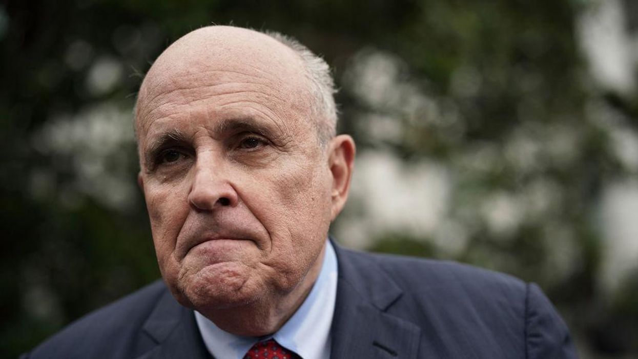 Federal agents raid Rudy Giuliani's NYC apartment as part of Trump-involved probe