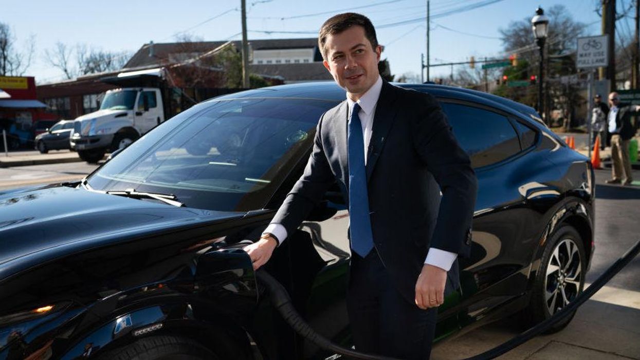Federal ban on new gas-powered cars? Buttigieg is 'really interested' in California's new regulation