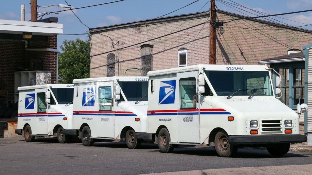 Federal judge rules guns cannot be banned from the post office