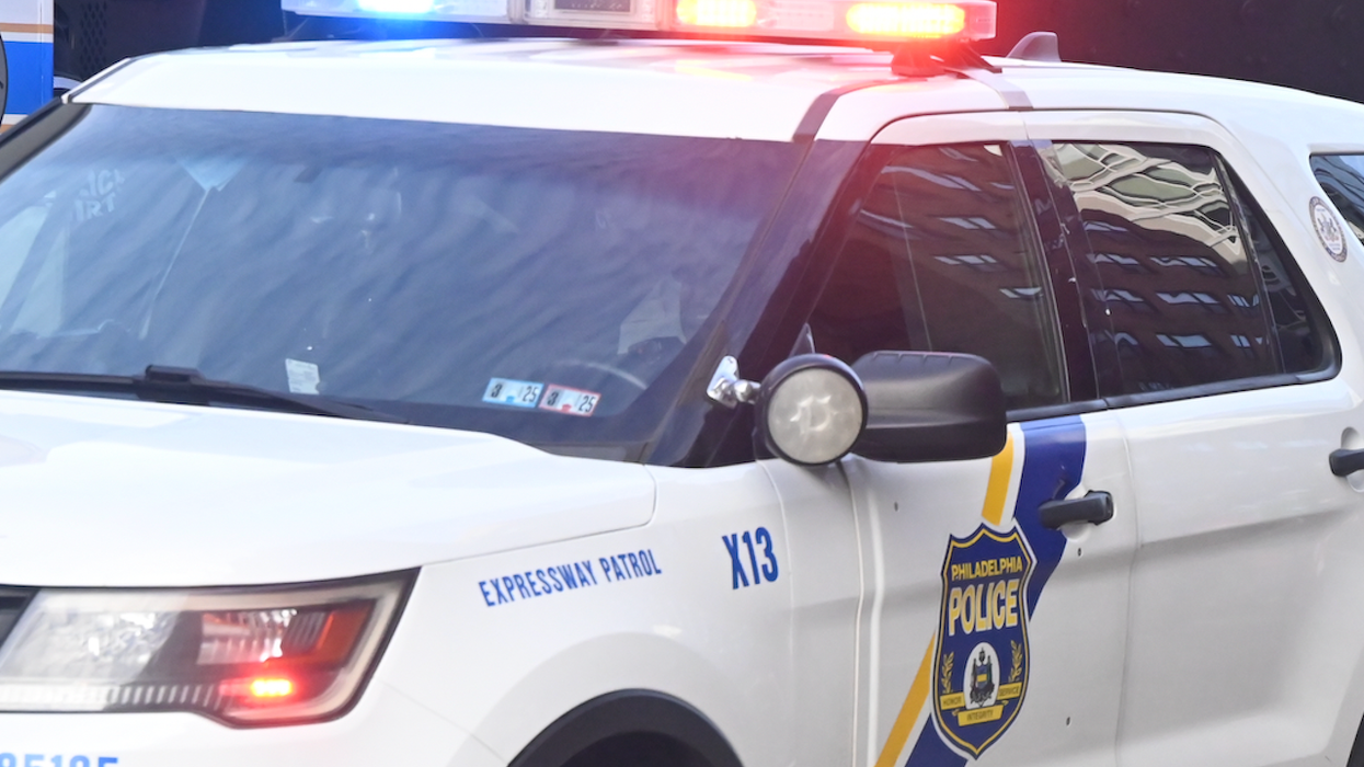 Fistfight between 2 boys ends when 45-year-old relative of one boy shoots the other kid — a 13-year-old — and runs away: Cops