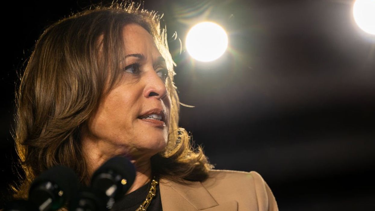 Flailing aides prove unable to save Kamala Harris from absolute 'TRAIN WRECK' Bret Baier interview