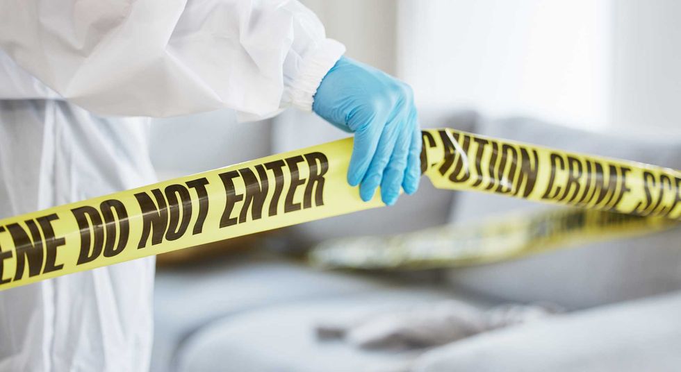 Florida cop finds dead man. Then 4 years later, the officer is arrested after police uncover elaborate alleged scheme.