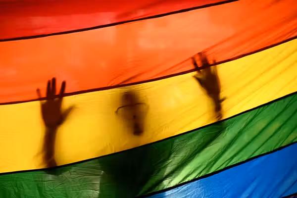 Florida lesbians say $250-per-day fine against rainbow fence violates their constitutional rights