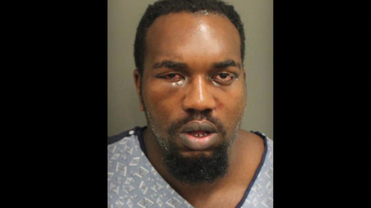 Florida man — 6'2'', 280 lbs — chokes cop after bailing on $50 pizza bill, police say. But fellow officer's fist intervenes.