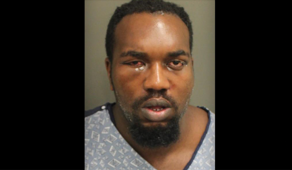 Florida man — 6'2'', 280 lbs — chokes cop after bailing on $50 pizza bill, police say. But fellow officer's fist intervenes.