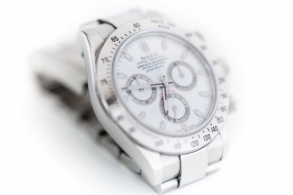 Florida man met woman at club, later felt 'funny,' then his nearly $100,000 Rolex vanished. Police probing similar cases.