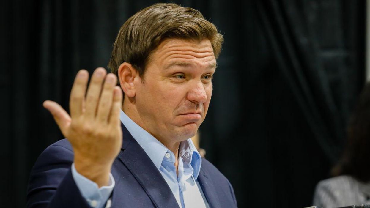 Florida's two biggest school districts defy DeSantis on masks